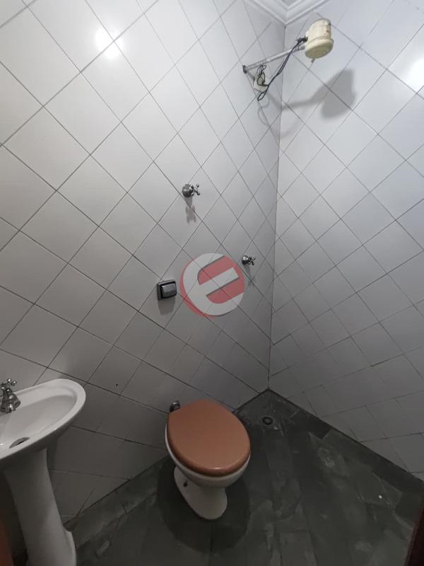 Sobrado à venda no Vila Scarpelli: 