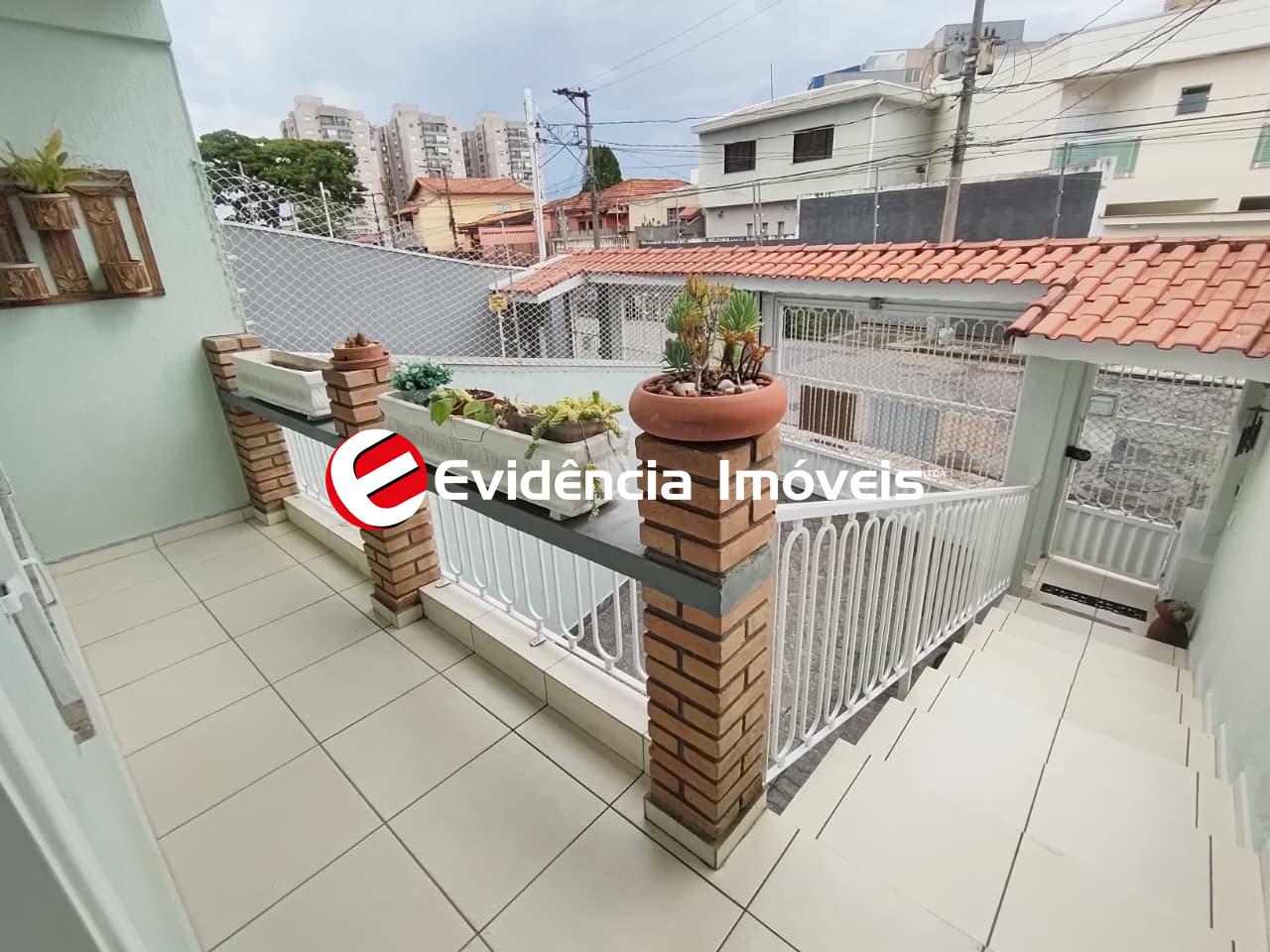 Sobrado à venda no Vila Scarpelli: 