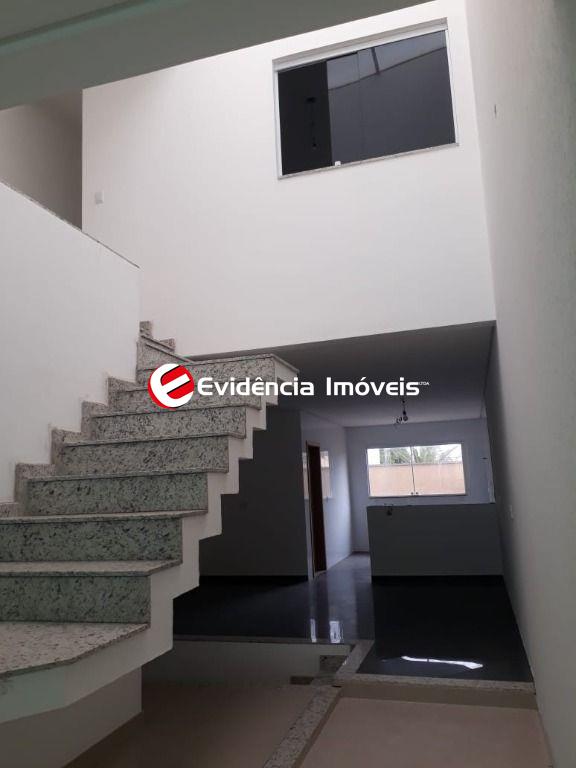 Sobrado à venda no Jardim Bom Pastor: 