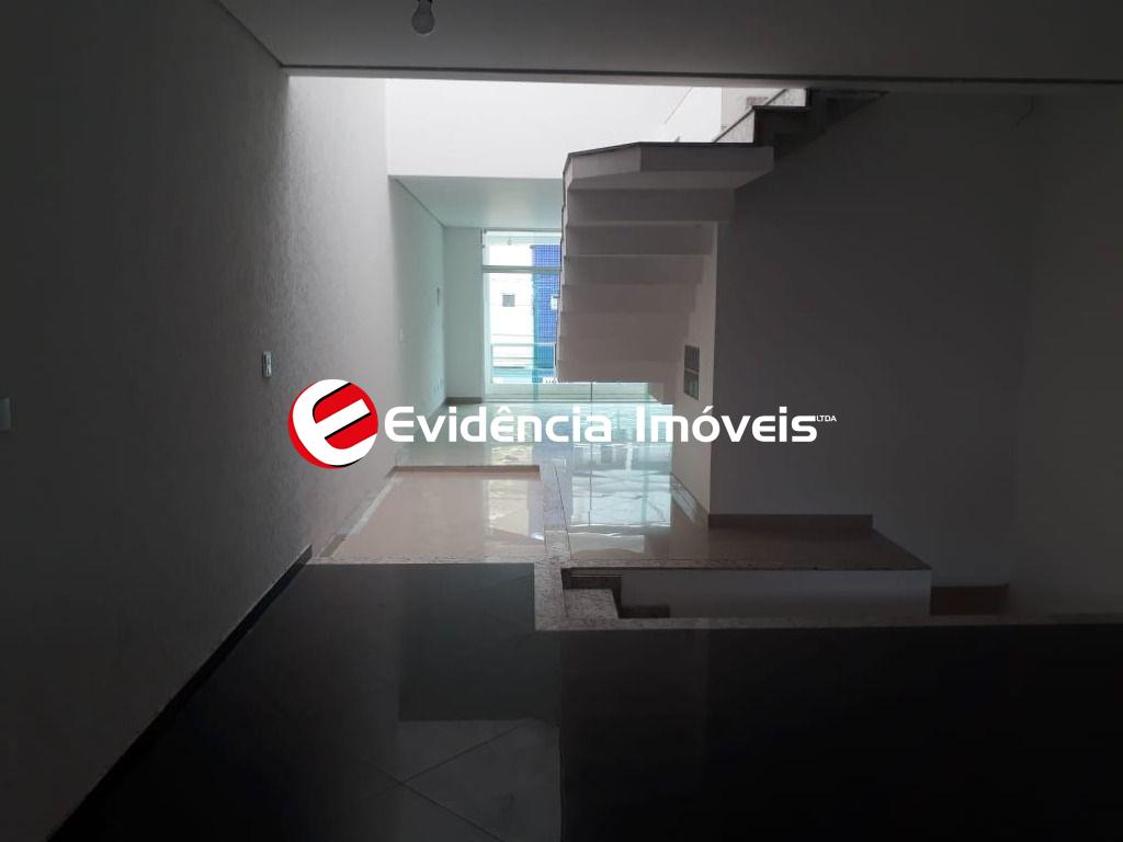 Sobrado à venda no Jardim Bom Pastor: 