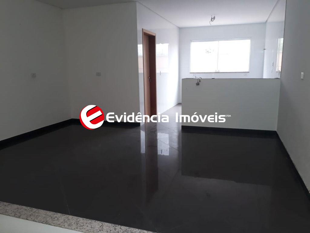 Sobrado à venda no Jardim Bom Pastor: 