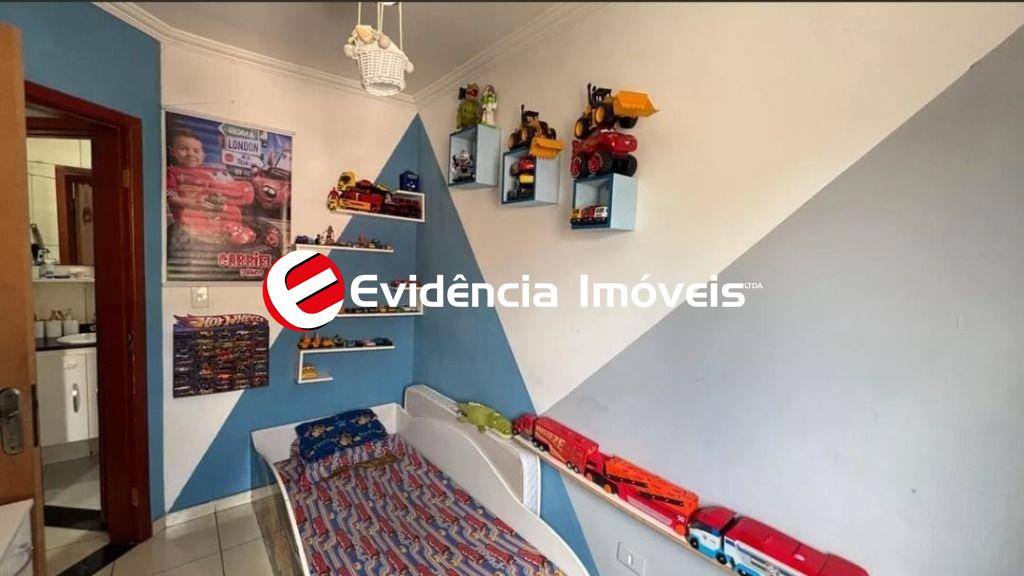 Cobertura à venda no Jardim Marek: 