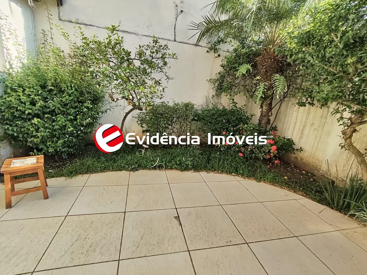 Sobrado à venda no Jardim Bela Vista: 