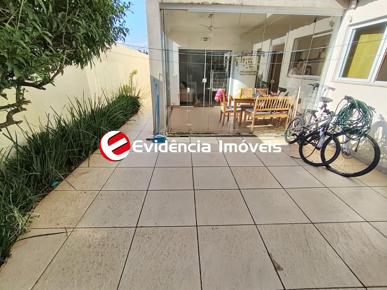 Sobrado à venda no Jardim Bela Vista: 