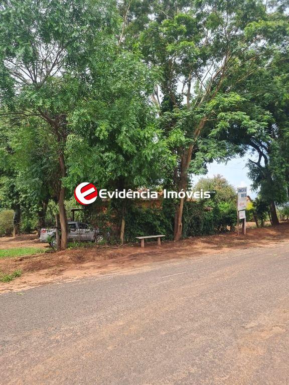 Terreno à venda no Centro: 