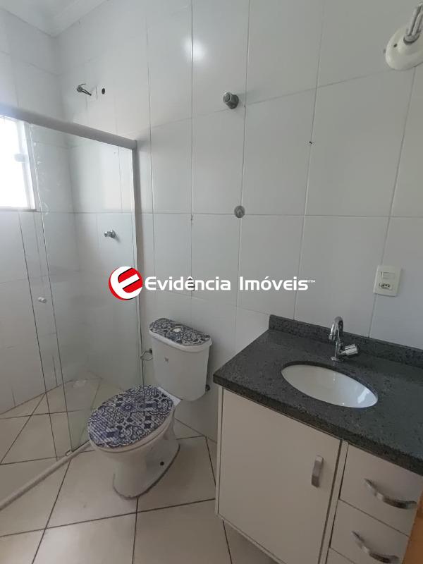 Sobrado à venda no Vila Linda: 