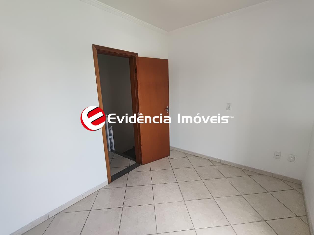 Sobrado à venda no Vila Linda: 