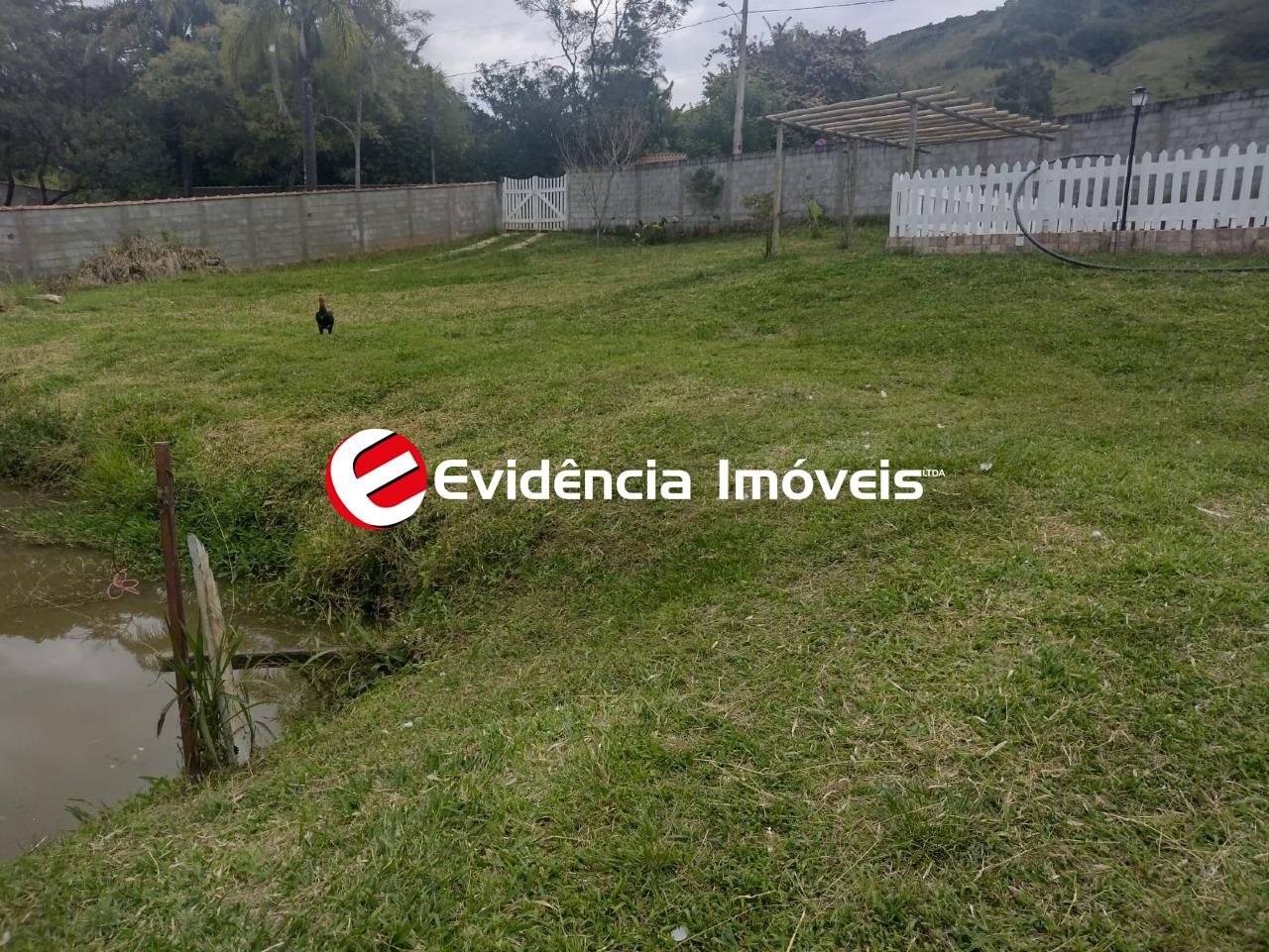 Chácara à venda no Centro: 