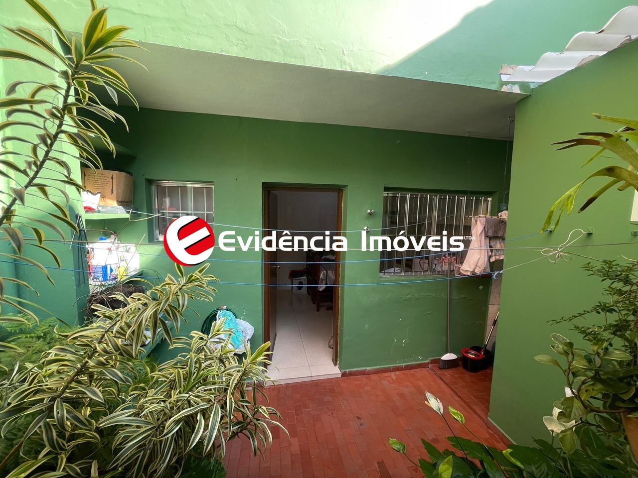 Sobrado à venda no Vila Scarpelli: 