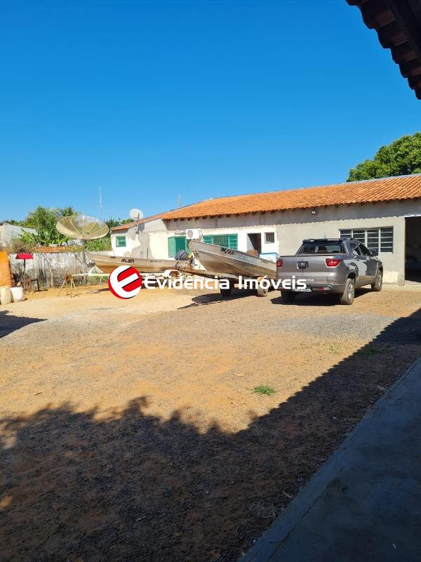 Terreno à venda no Centro: 