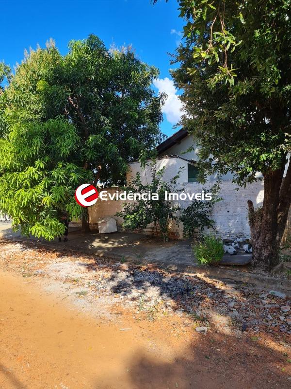 Terreno à venda no Centro: 