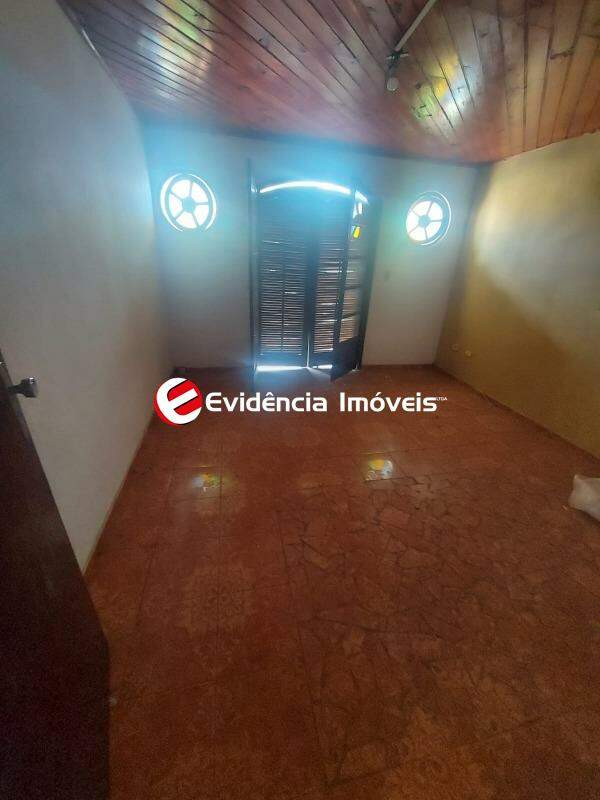 Sobrado à venda no Jardim Alvorada: 