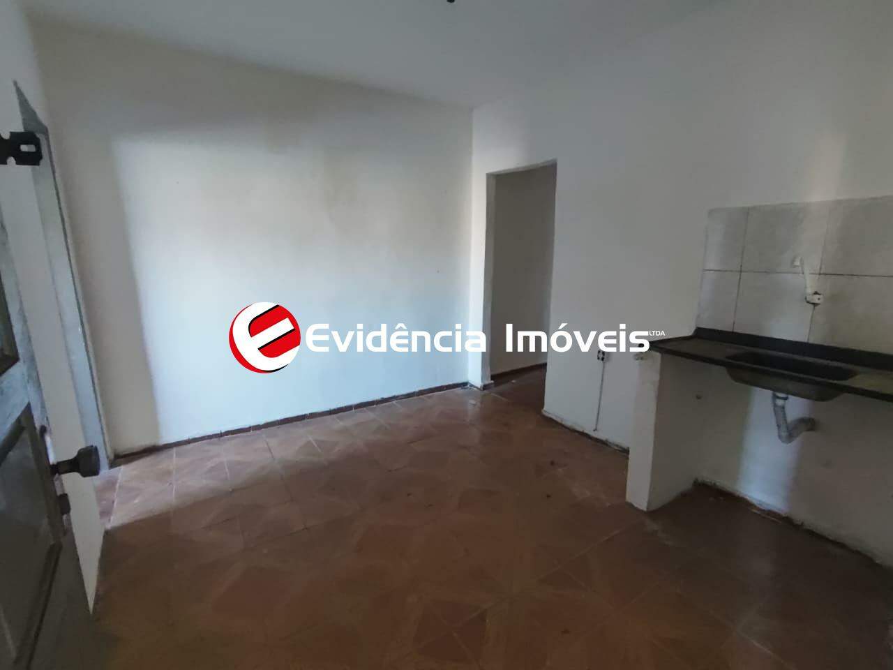 Sobrado à venda no Jardim Alvorada: casa 1 - cozinha