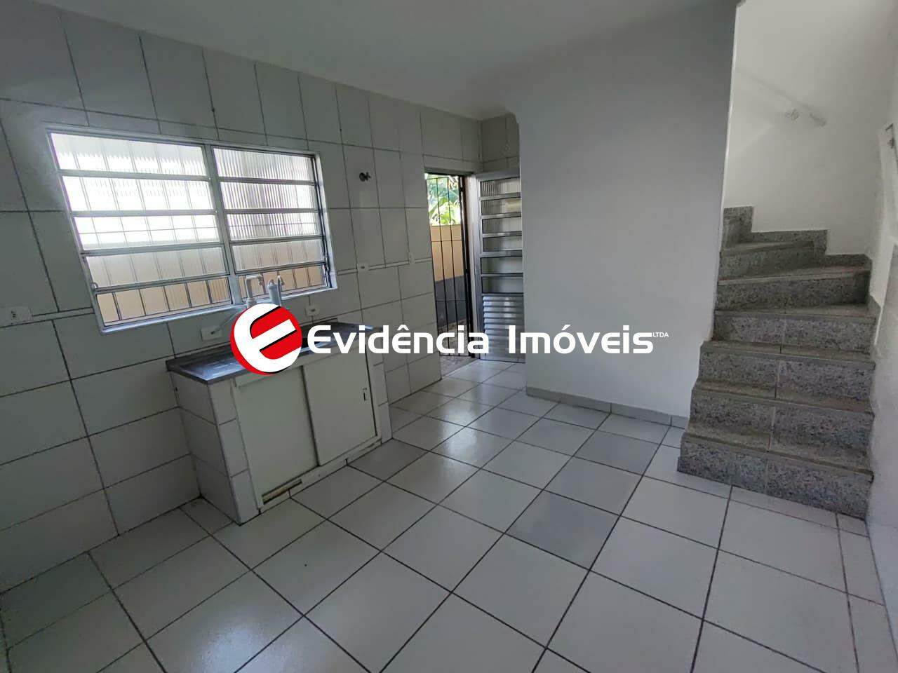 Sobrado para aluguel no Taboão: 