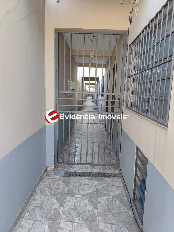 Sobrado para aluguel no Taboão: 