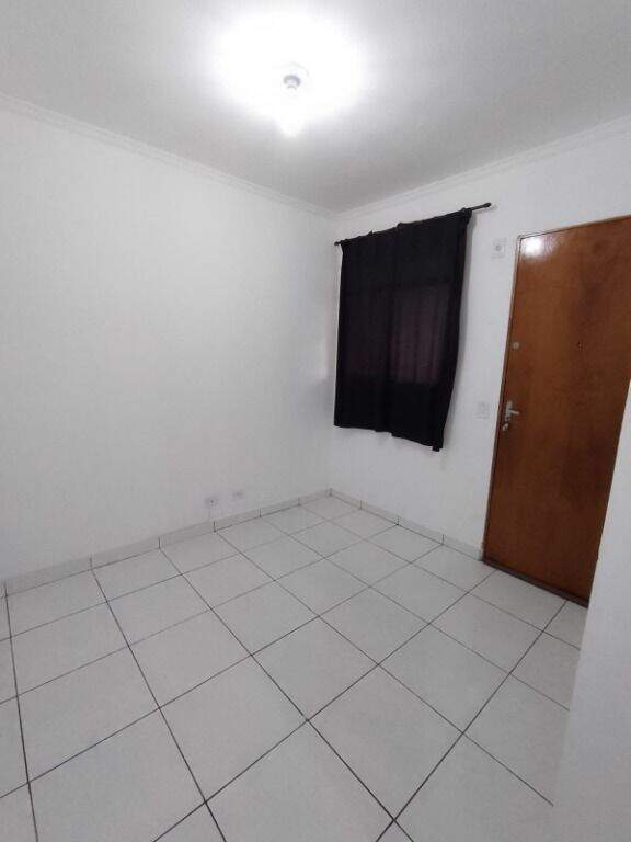 Apartamento para aluguel no Vila Scarpelli: 