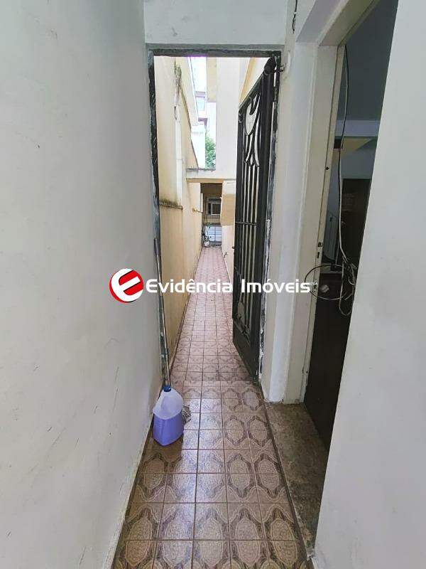 Sobrado para aluguel no Baeta Neves: 