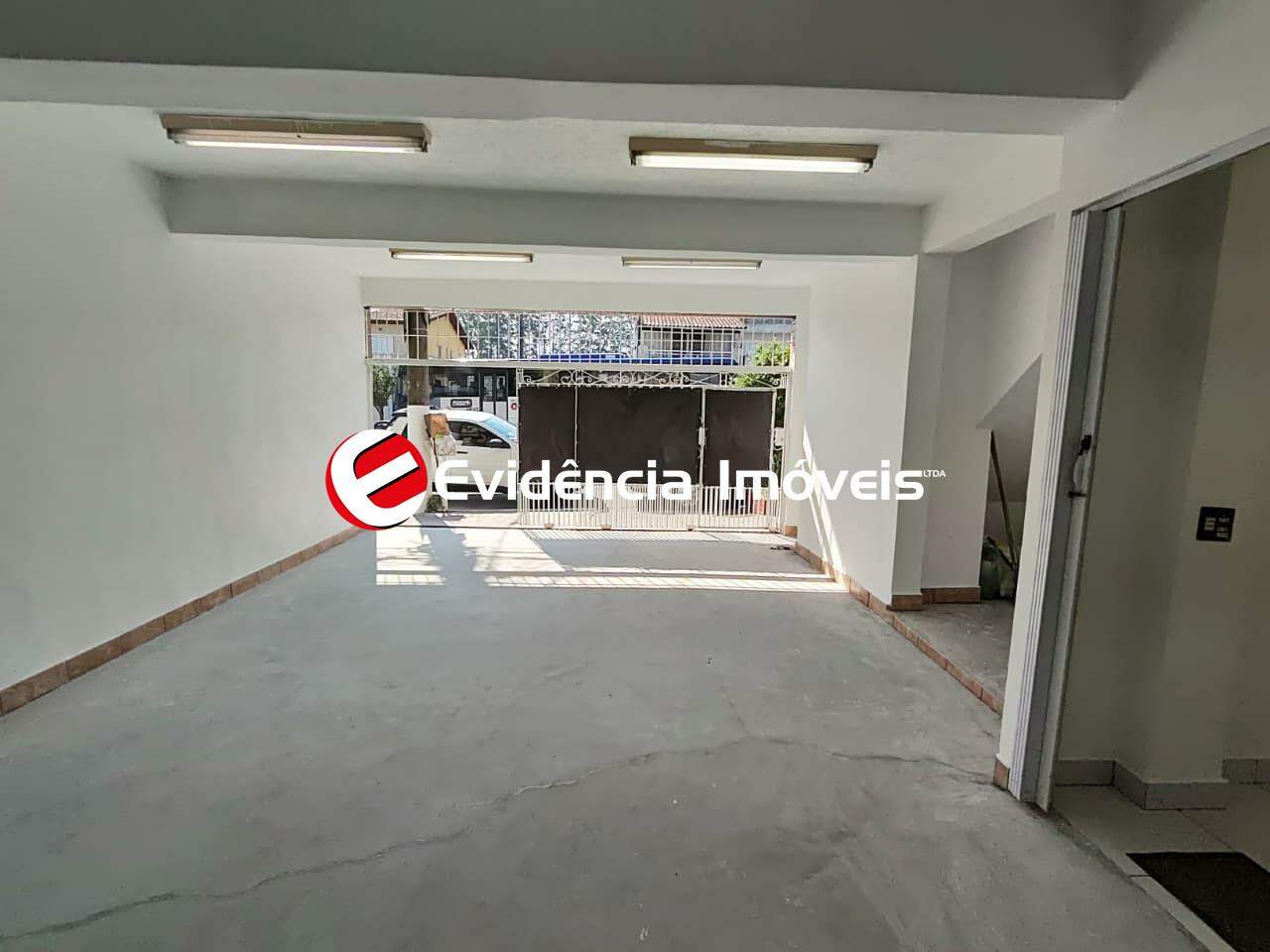 Salão para aluguel no Parque Terra Nova II: 