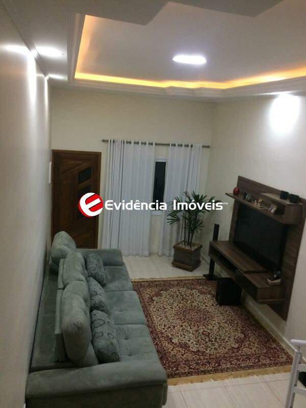 Sobrado à venda no Vila Lutécia: 