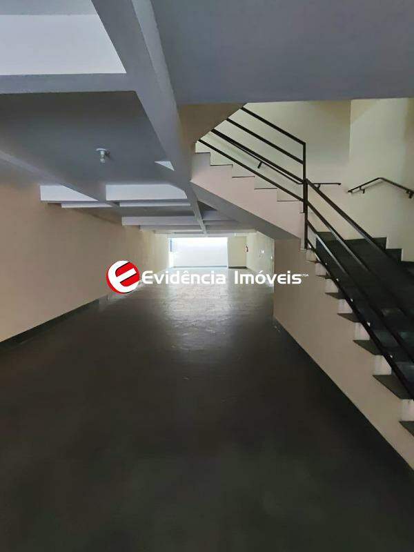 Apartamento à venda no Vila Homero Thon: garagem