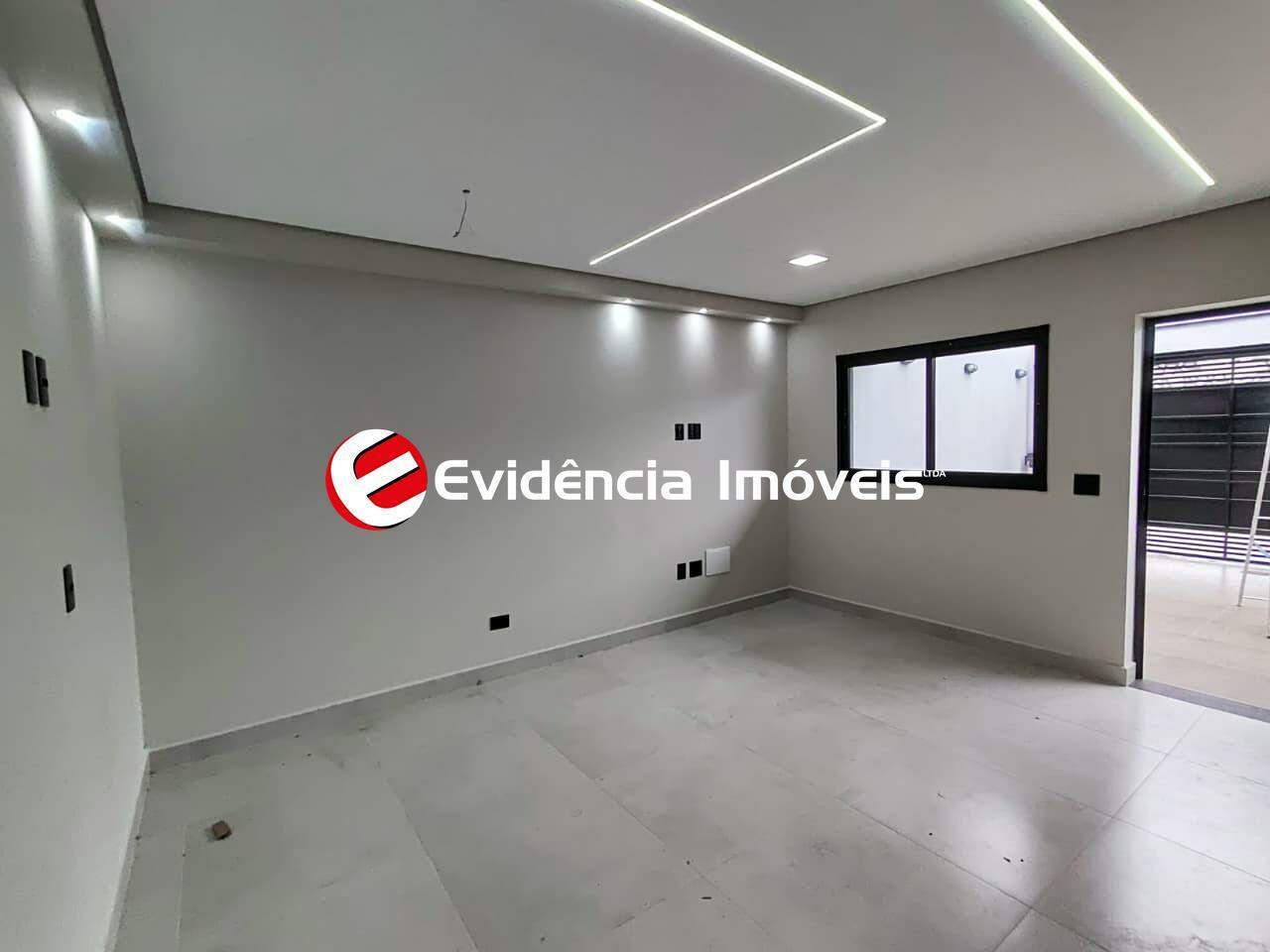 Sobrado à venda no Vila América: sala de estar