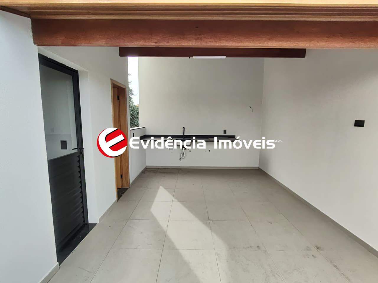 Sobrado à venda no Vila América: varanda gourmet