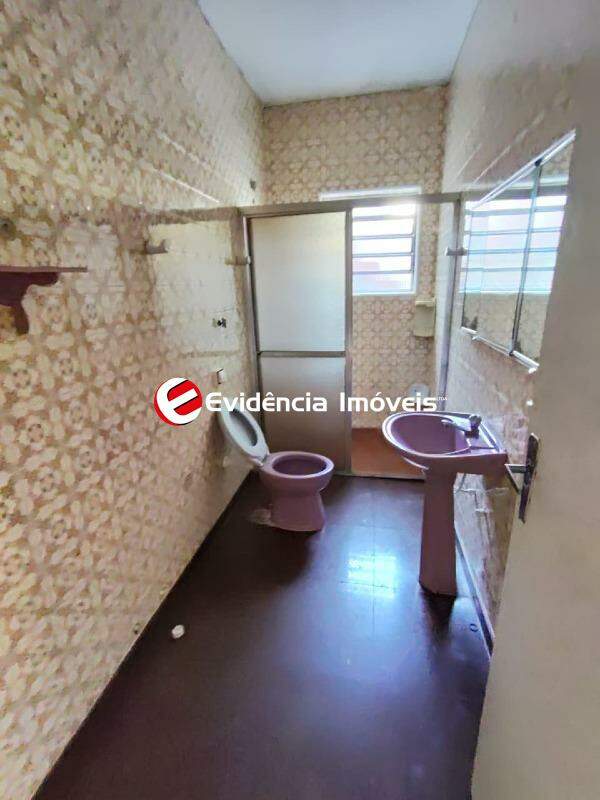 Casa para aluguel no Parque João Ramalho: Banheiro social