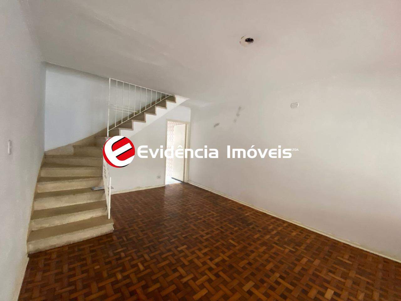 Sobrado para aluguel no Vila Scarpelli: sala de estar