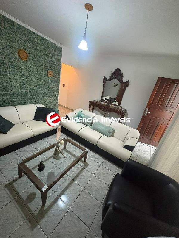 Sobrado à venda no Vila Scarpelli: sala de estar