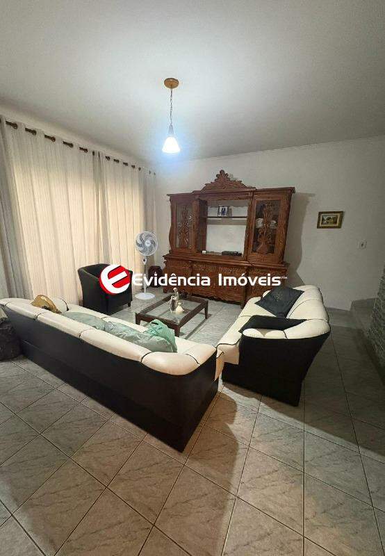 Sobrado à venda no Vila Scarpelli: sala de estar