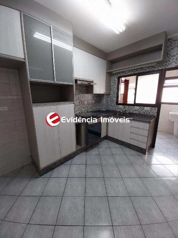 Apartamento à venda no Vila Scarpelli: 