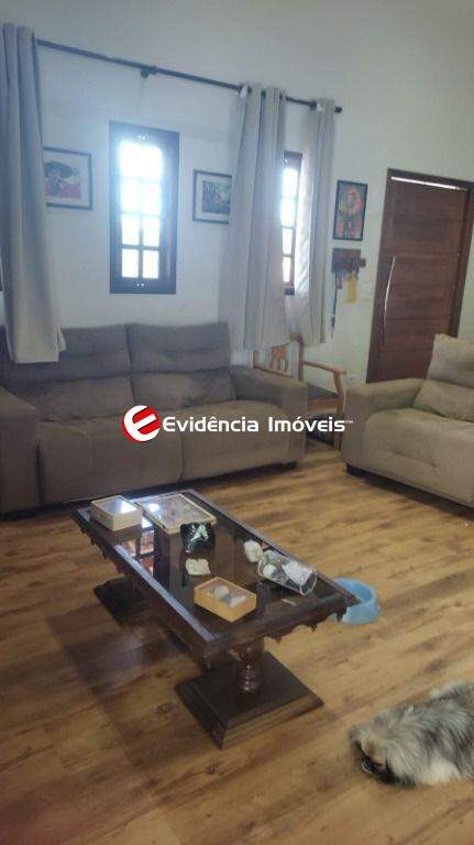 Casa à venda no Recanto Maravilha III: 