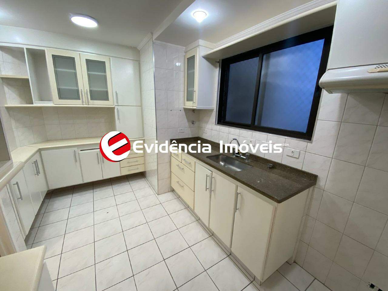 Apartamento à venda no Vila Valparaíso: 
