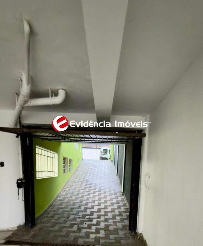 Sobrado à venda no Vila Vitória: 