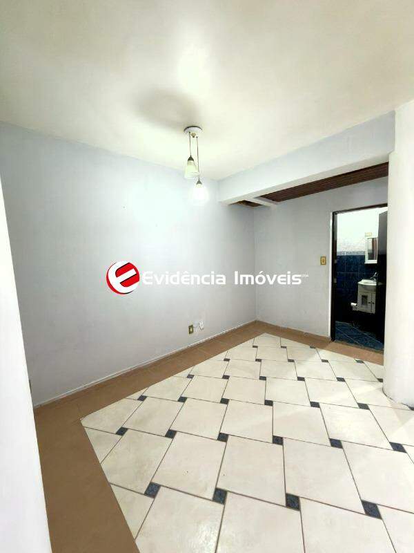 Sobrado à venda no Vila Vitória: 