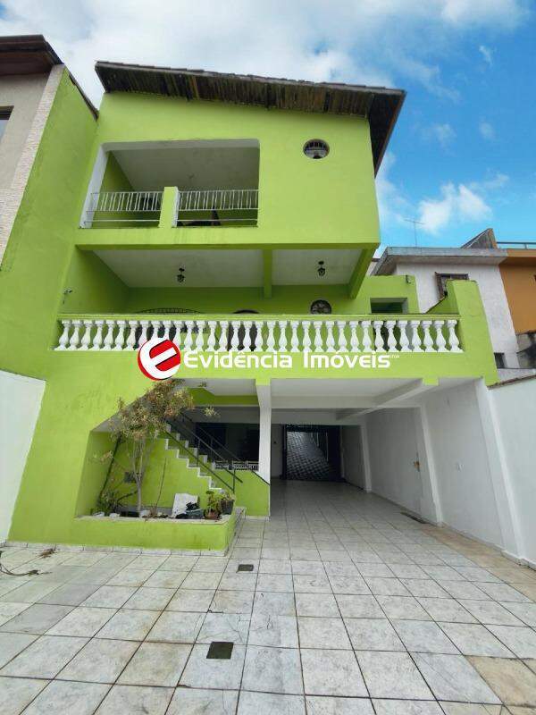 Sobrado à venda no Vila Vitória: 
