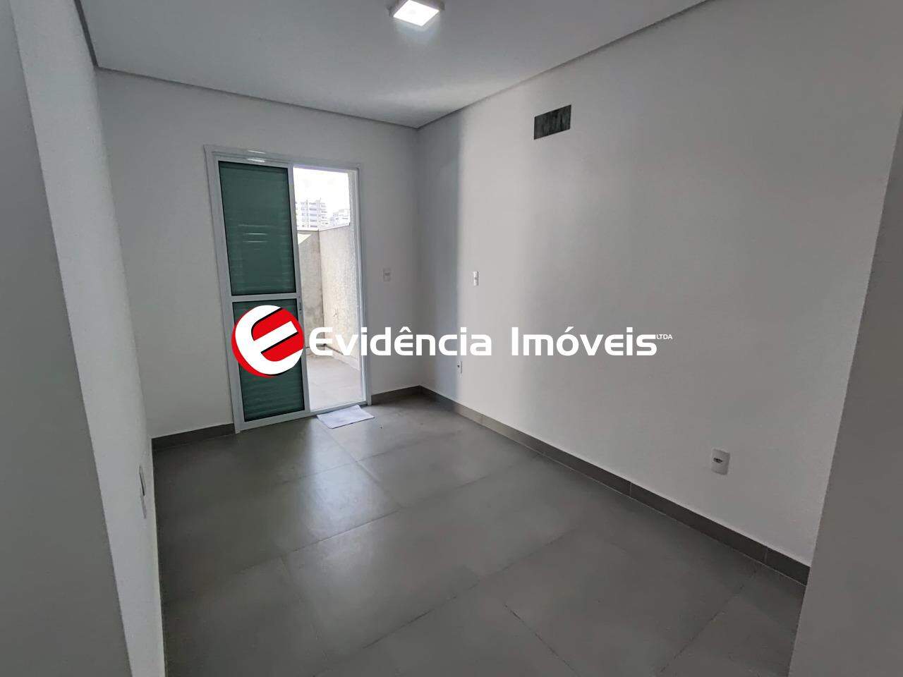 Apartamento à venda no Paraíso: 