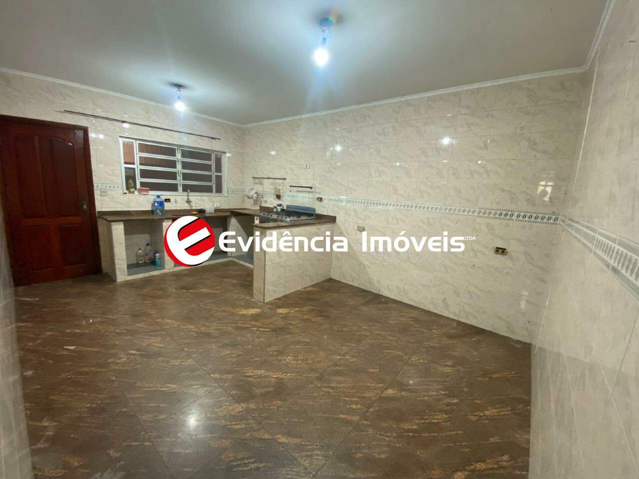 Sobrado para aluguel no Vila Scarpelli: 