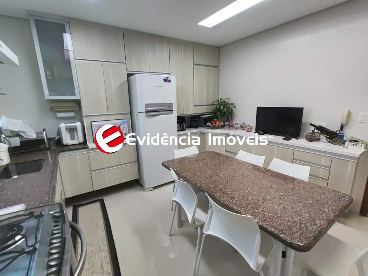 Sobrado à venda no Vila Scarpelli: cozinha