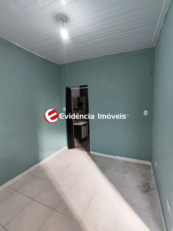 Casa para aluguel no Vila Alice: suíte