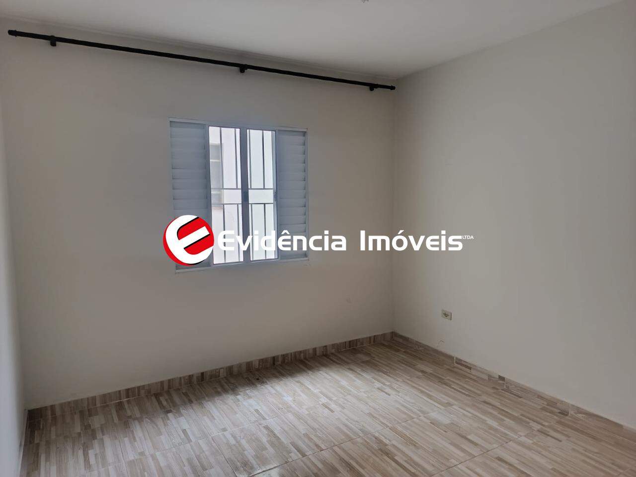 Casa à venda no Jardim Stella: 