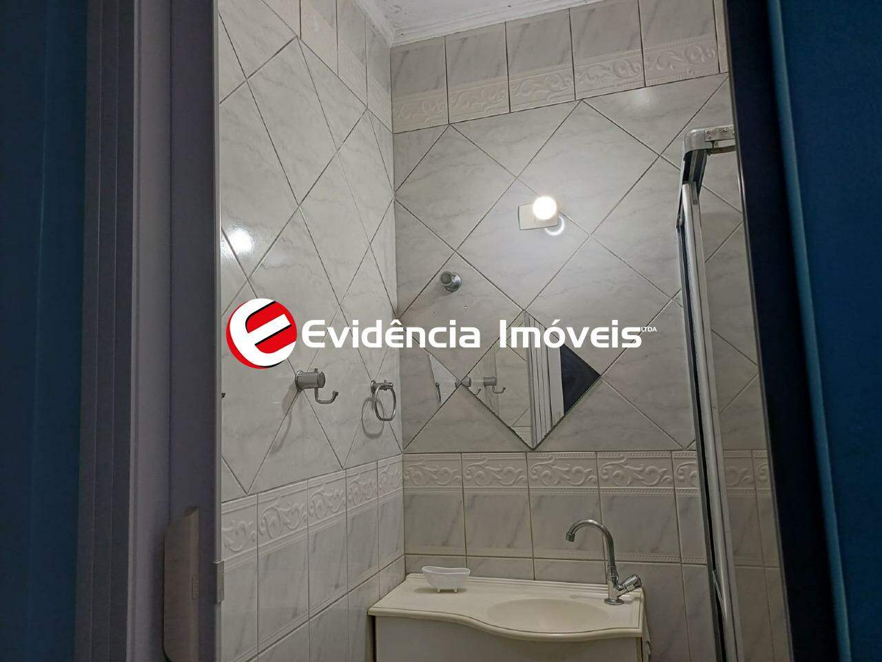 Casa à venda no Jardim Stella: 