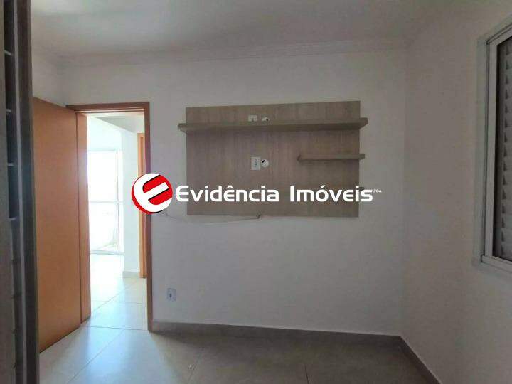 Apartamento para aluguel no Vila Príncipe de Gales: 
