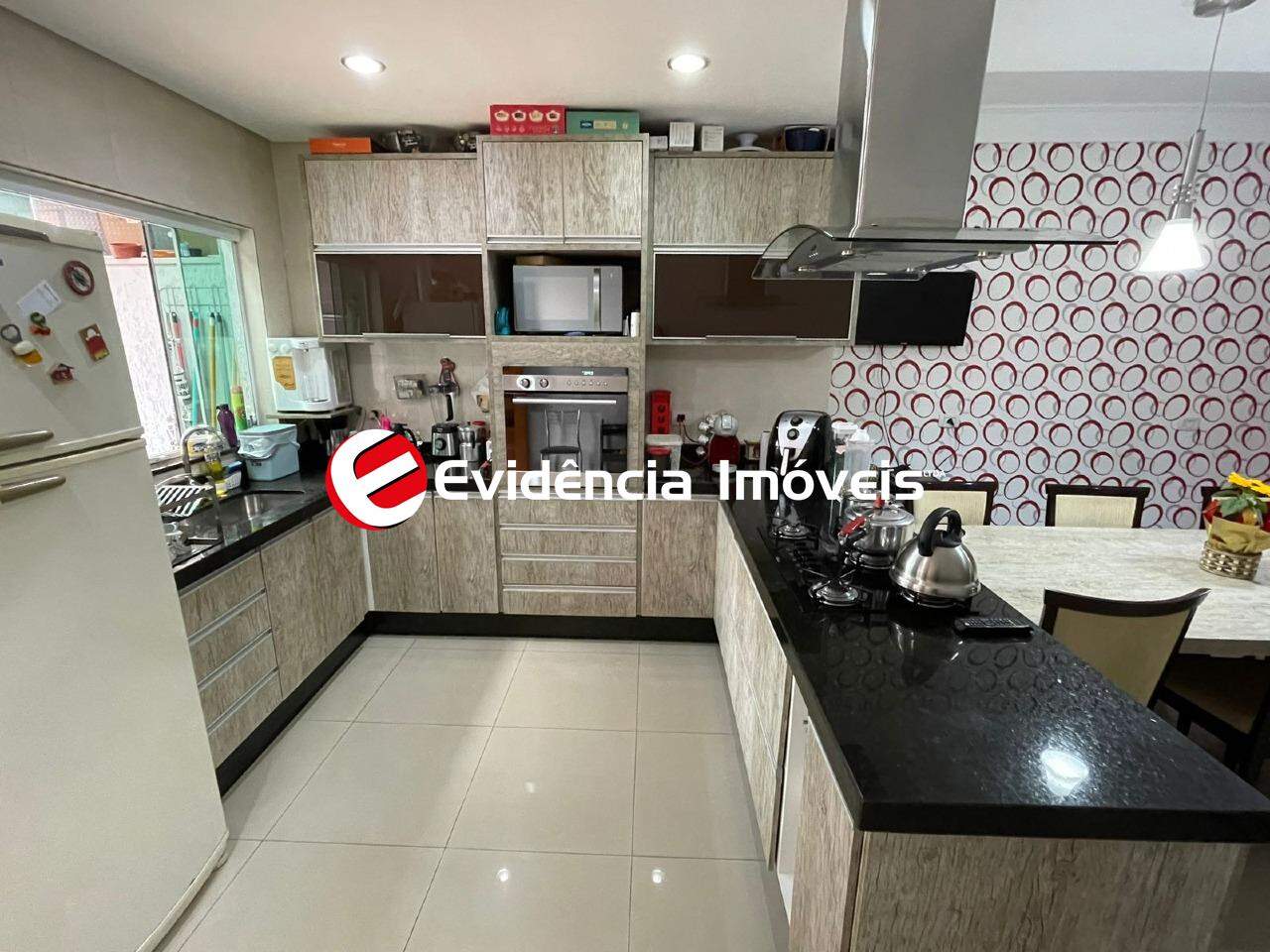 Sobrado à venda no Vila Assunção: 