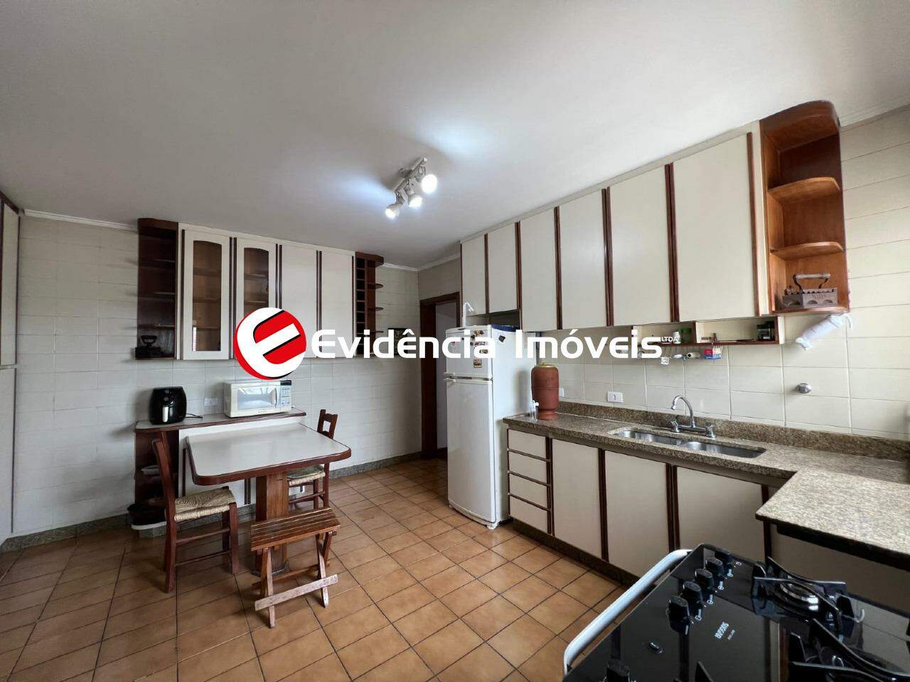 Apartamento à venda no Vila Alzira: 