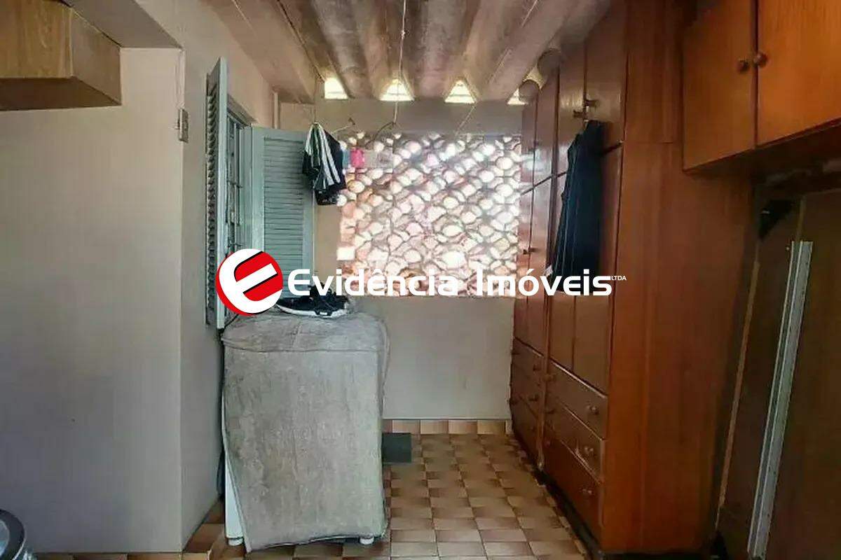 Casa à venda no Vila Alzira: 