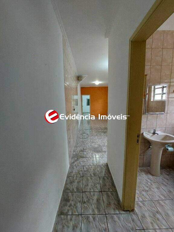 Casa à venda no Jardim Ocara: 