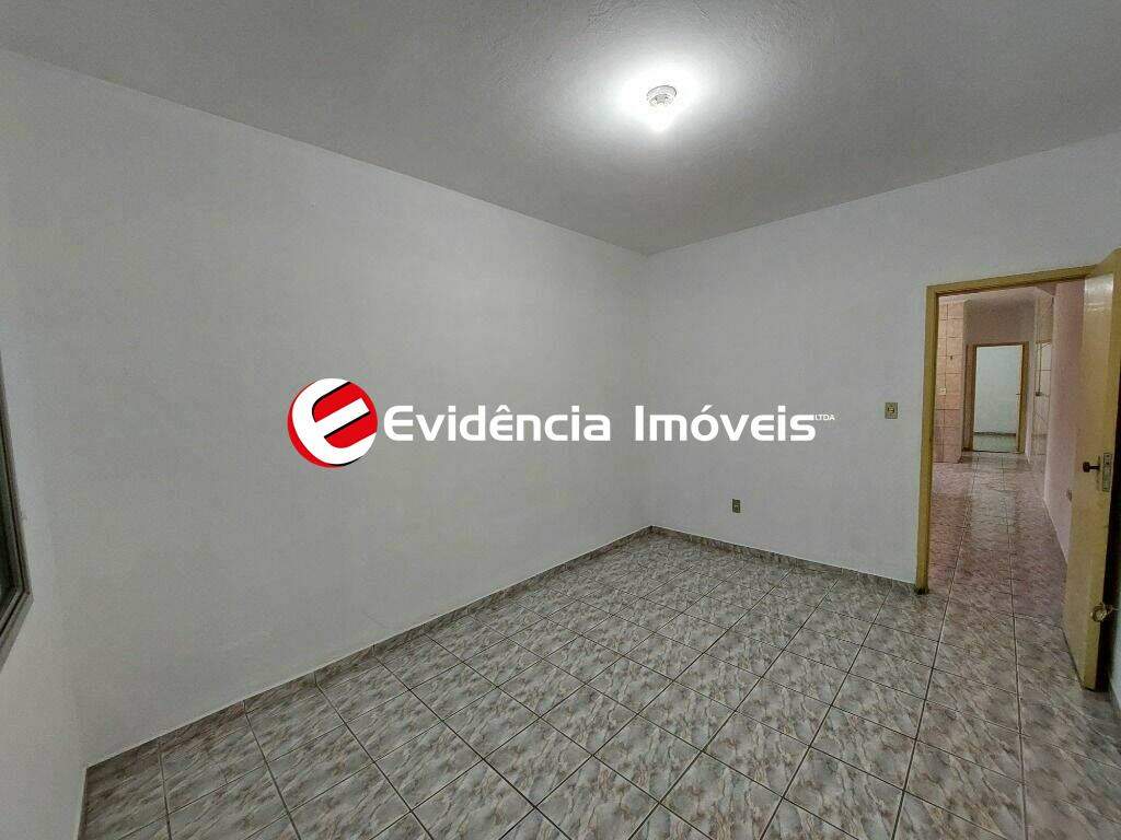 Casa à venda no Jardim Ocara: 
