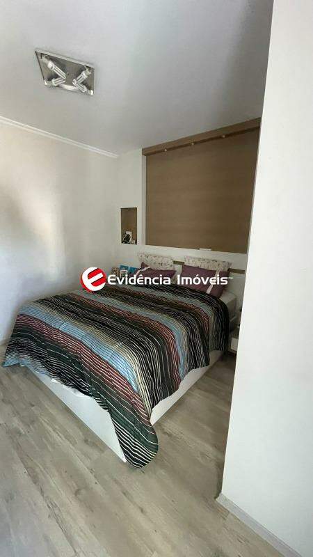 Sobrado à venda no Vila Alzira: 