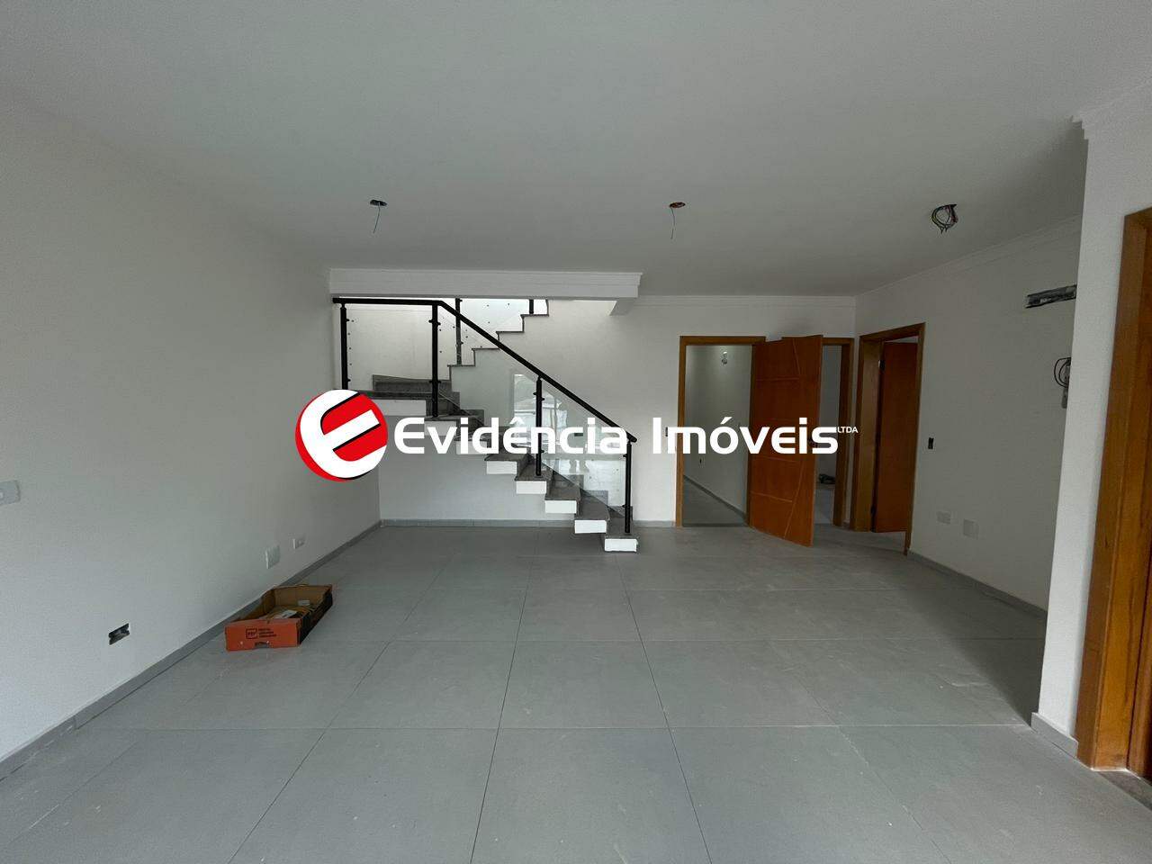 Cobertura à venda no Vila Guiomar: sala / cozinha